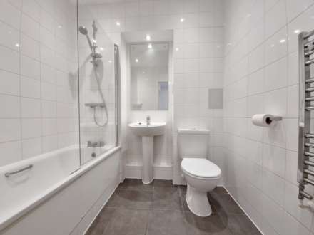 Zephyr Court, Stoke Quay, Image 10