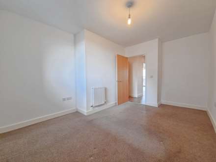Zephyr Court, Stoke Quay, Image 9