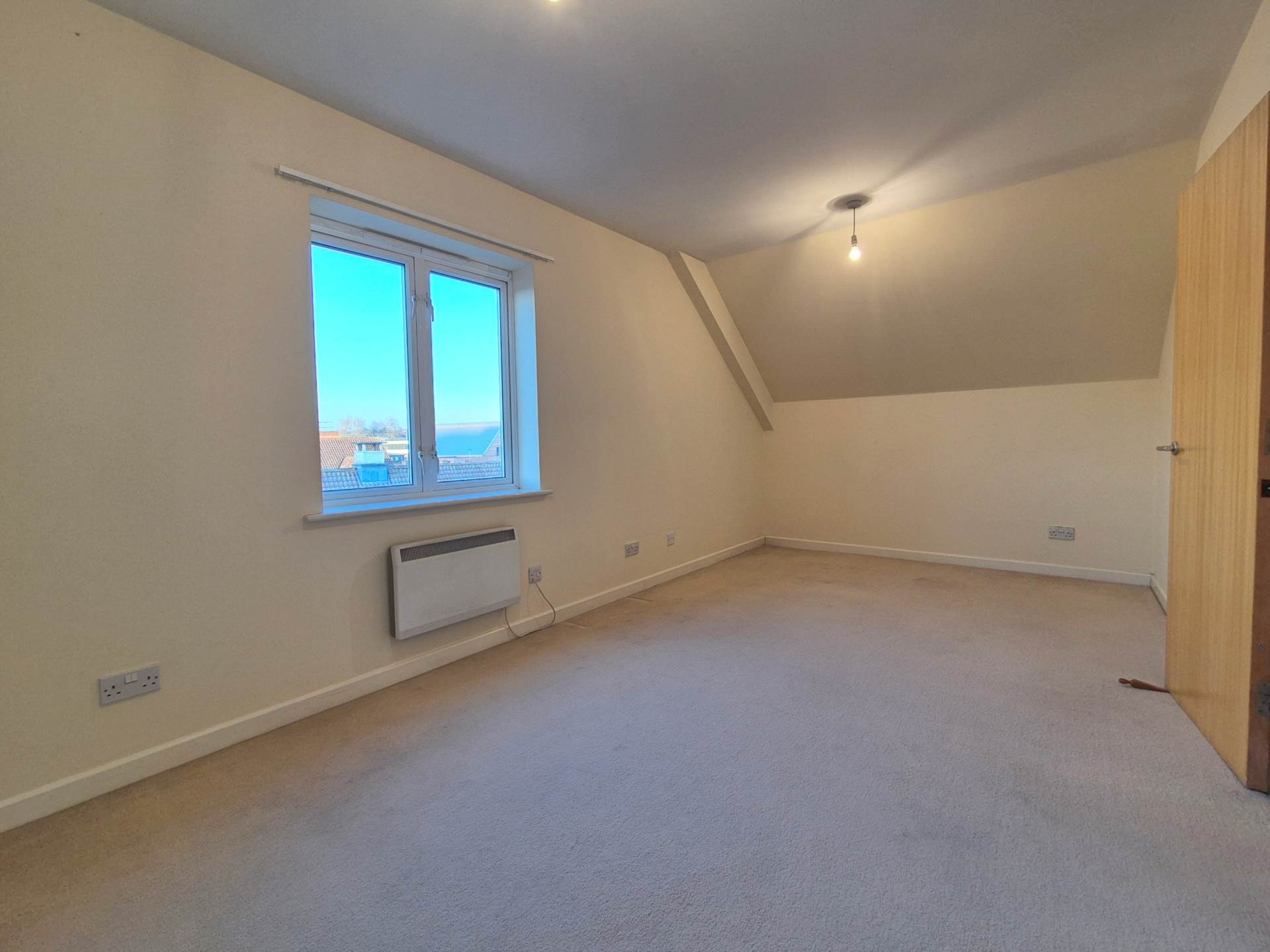 Neptune Square, Ipswich, Image 27