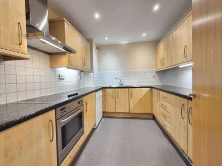 Neptune Square, Ipswich, Image 11