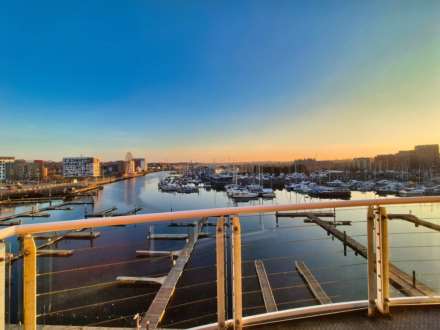 Neptune Square, Ipswich, Image 21