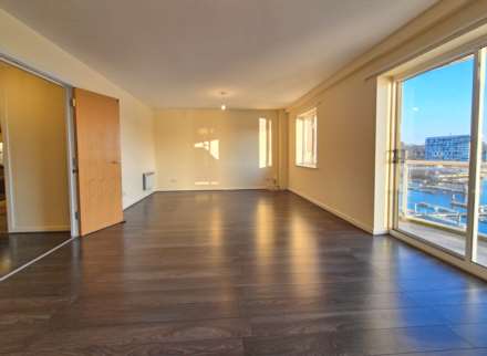 Neptune Square, Ipswich, Image 4