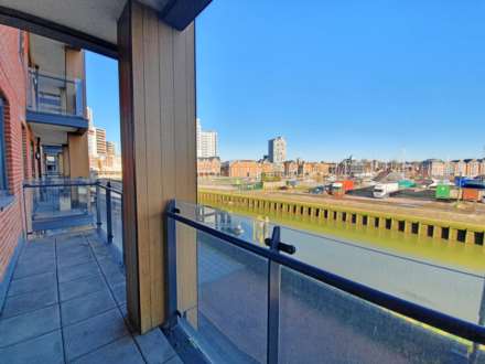 Zephyr Court, Image 5