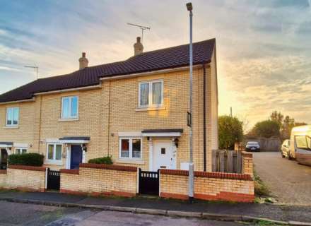 2 Bedroom End Terrace, Fairfield Hill, Stowmarket