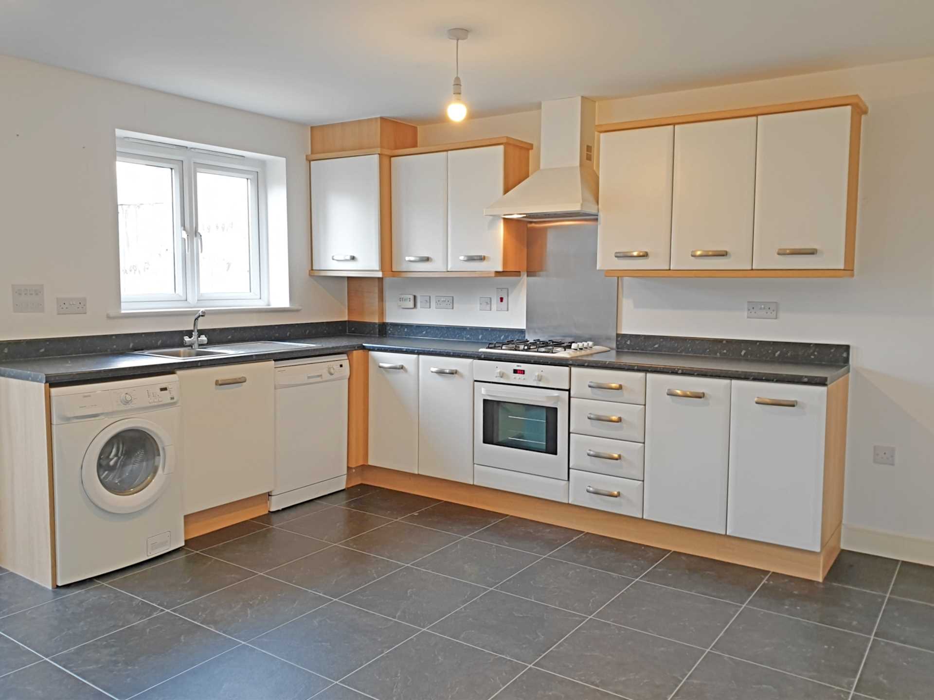 Fan Avenue, Colchester, Image 2