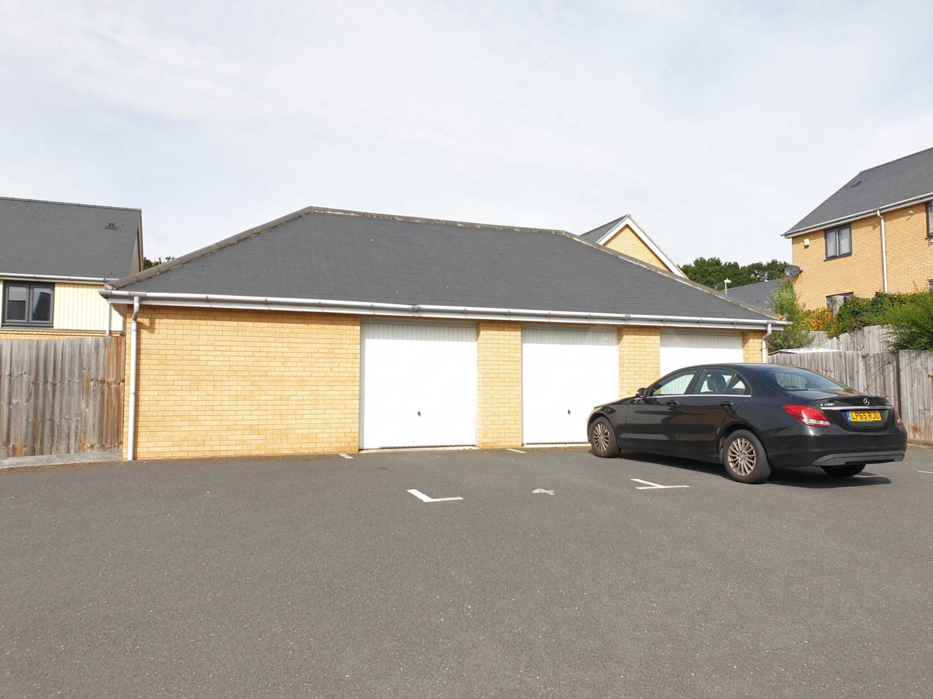 Fan Avenue, Colchester, Image 20