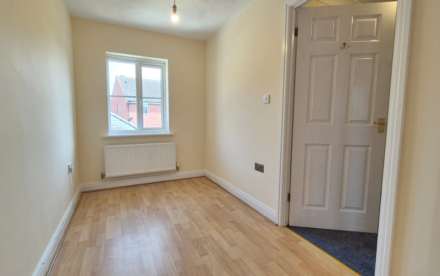 Forester Close, Pinewood, Image 13