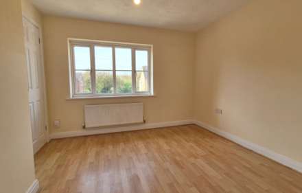 Forester Close, Pinewood, Image 9