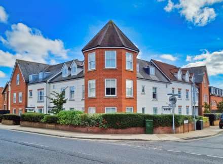 2 Bedroom Apartment, Alan Road, Ipswich
