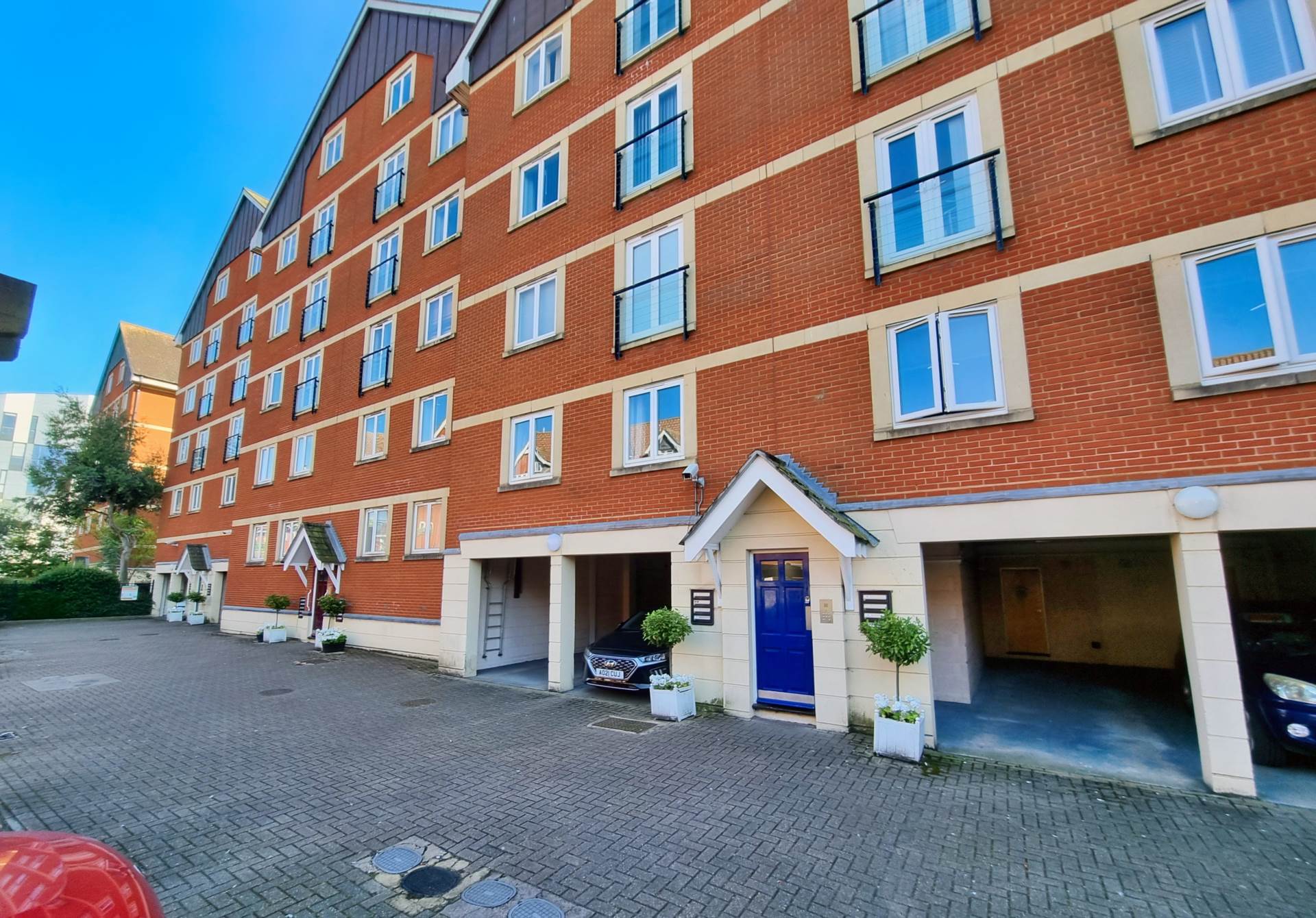 Neptune Square, Ipswich, Image 32