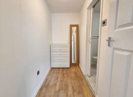 Hilton Close, Manningtree, Image 5