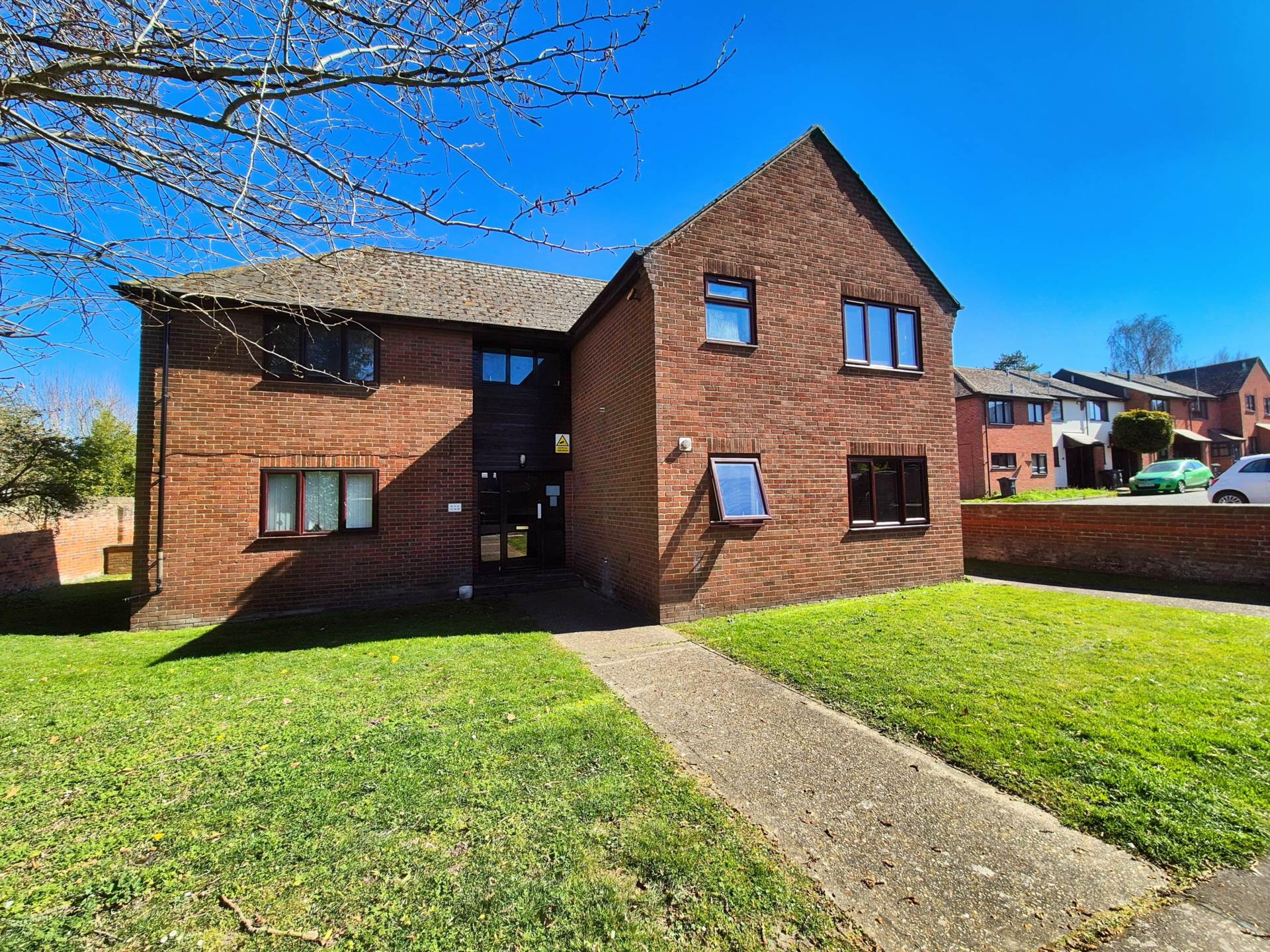 Hilton Close, Manningtree, Image 1
