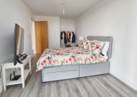 Leven Court, Barnard Square, Stoke Quay, Image 11