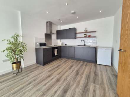 Leven Court, Barnard Square, Stoke Quay, Image 5