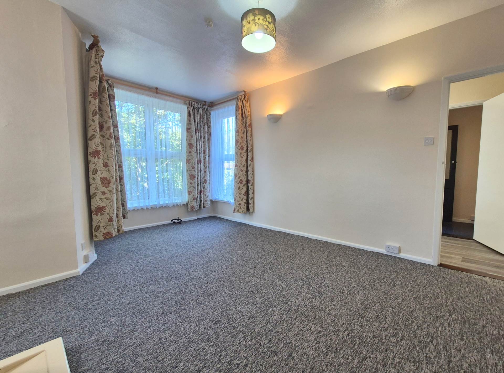 Cauldwell Avenue, Ipswich, Image 4