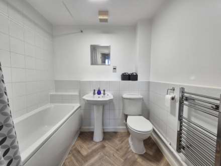Alnesbourn Crescent, Ipswich, Image 8
