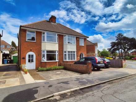 Ascot Drive, Ipswich, Image 18