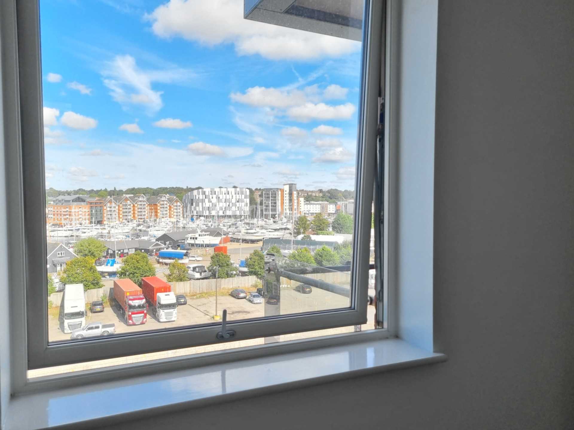 Zephyr Court, Stoke Quay, Image 9