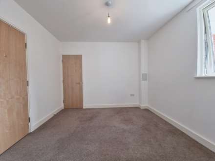Zephyr Court, Stoke Quay, Image 14