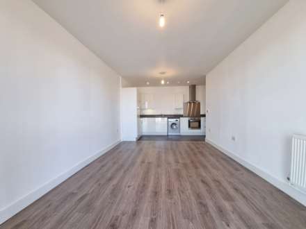 Zephyr Court, Stoke Quay, Image 3
