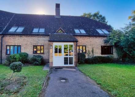 Lancaster Drive, Ipswich, Image 16