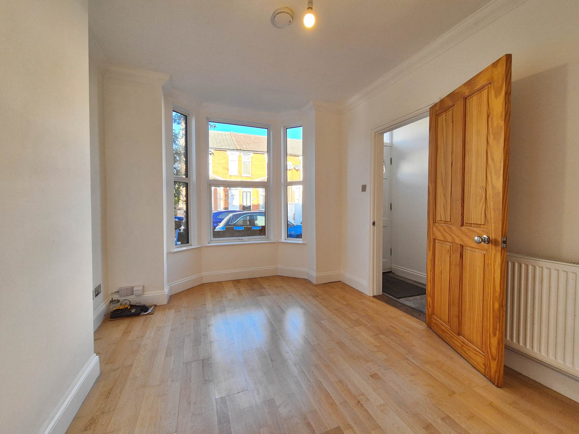 Brooks Hall Road, Ipswich, Image 2