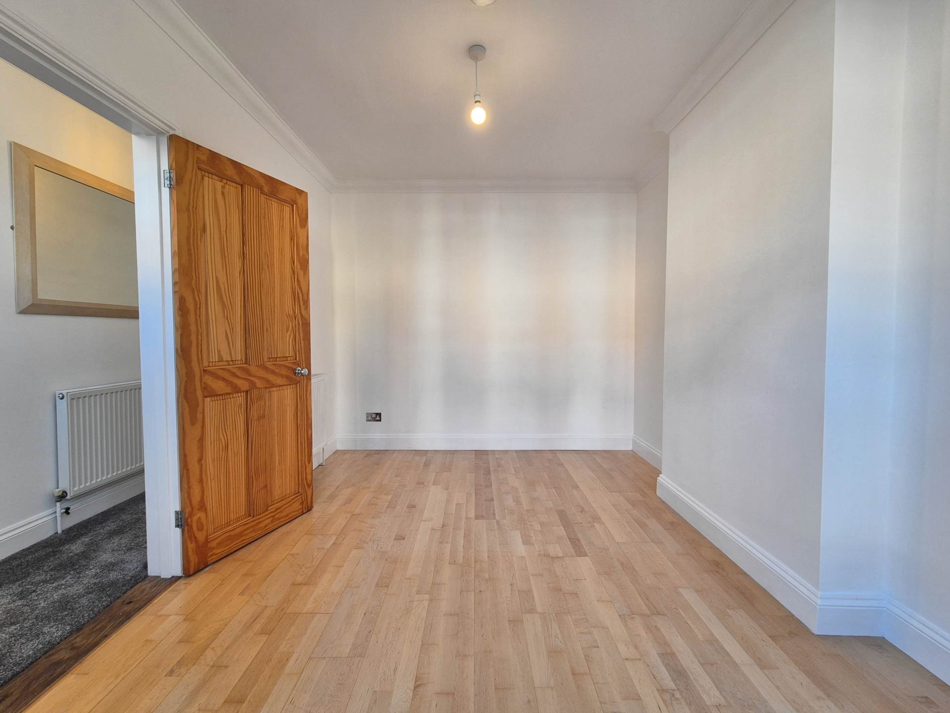 Brooks Hall Road, Ipswich, Image 3