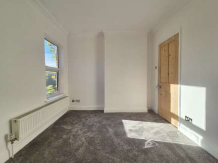 Brooks Hall Road, Ipswich, Image 19