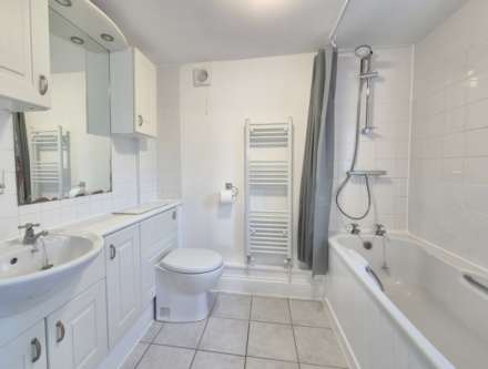 Brooks Hall Road, Ipswich, Image 9