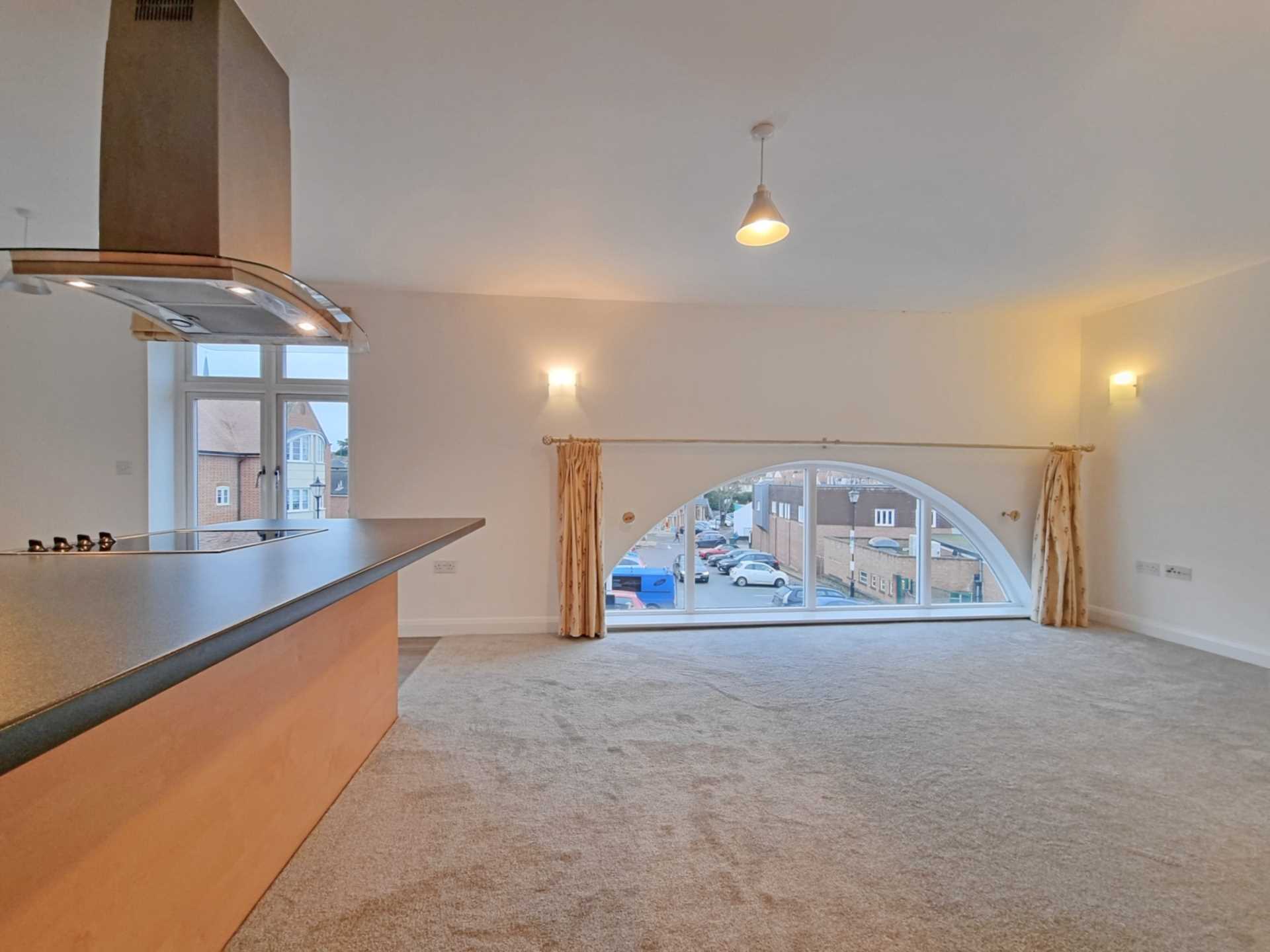 Whitehall Place, Woodbridge, Image 4