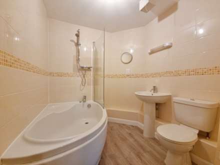 Whitehall Place, Woodbridge, Image 10