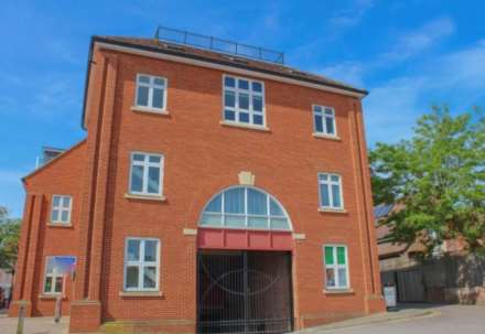 Whitehall Place, Woodbridge, Image 3