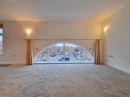 Whitehall Place, Woodbridge, Image 5