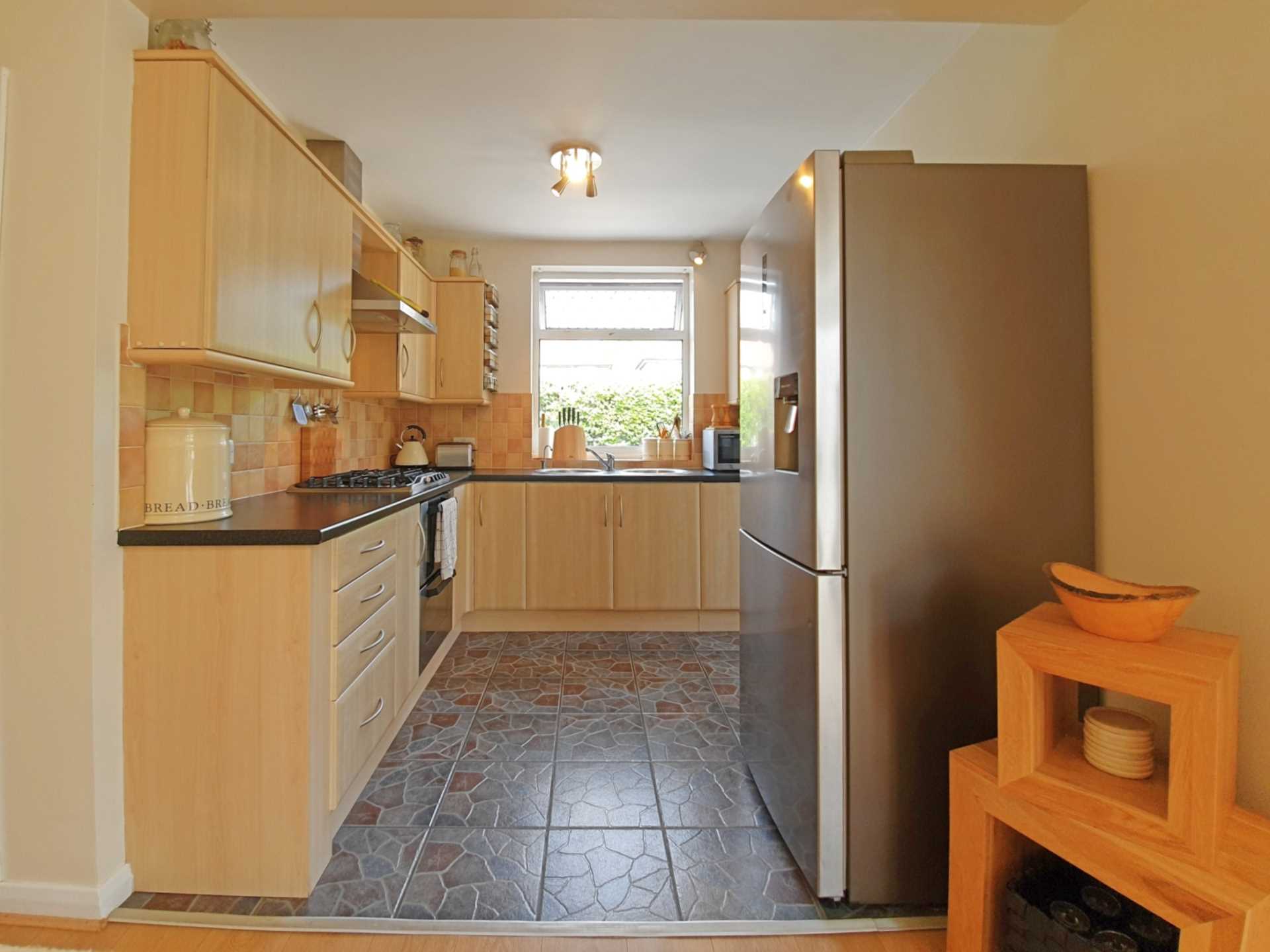 Chesterfield Drive, Ipswich, Image 10