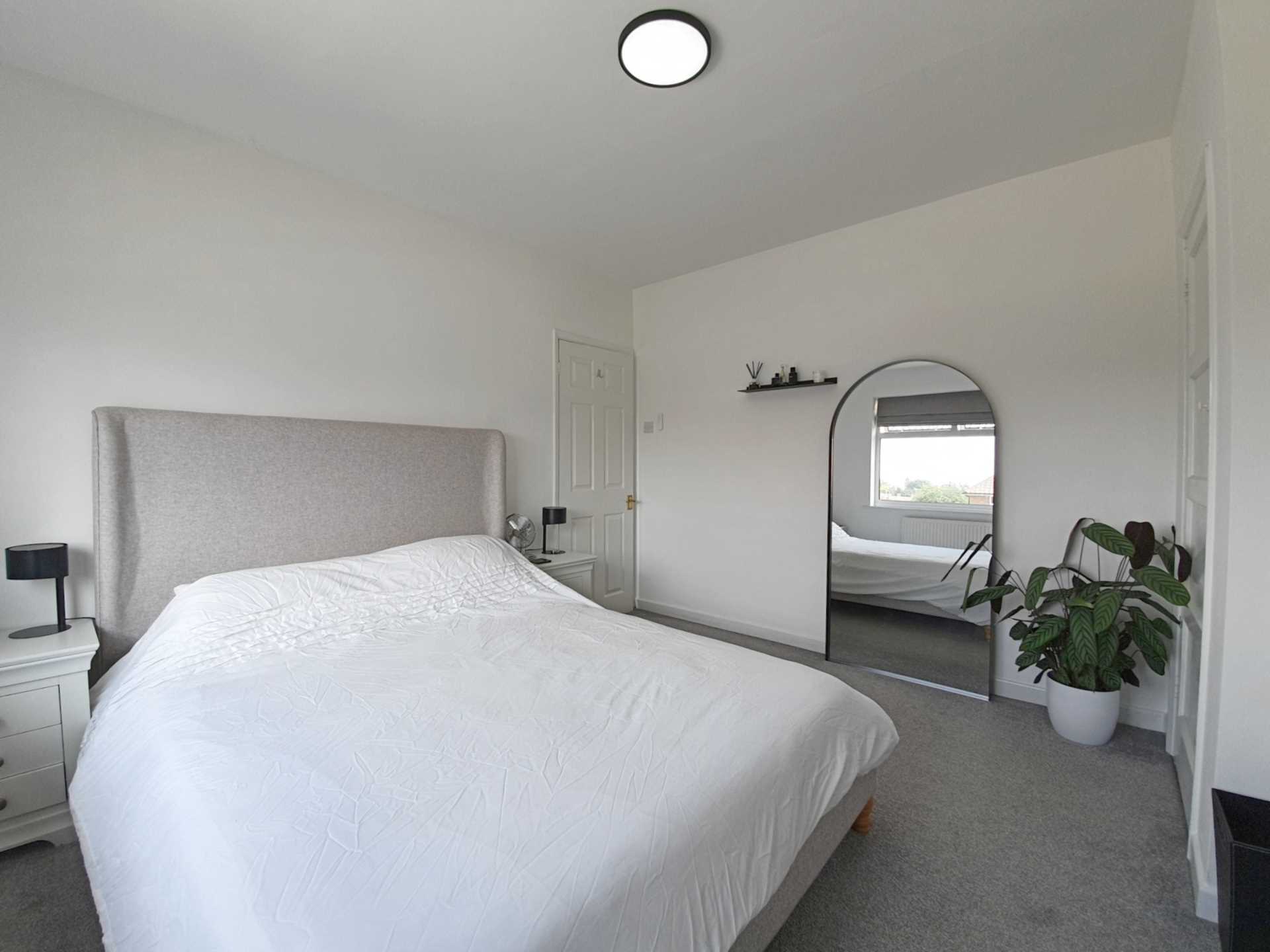 Chesterfield Drive, Ipswich, Image 21