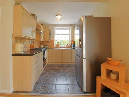 Chesterfield Drive, Ipswich, Image 10