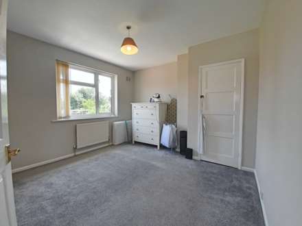 Chesterfield Drive, Ipswich, Image 25