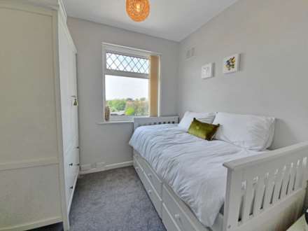 Chesterfield Drive, Ipswich, Image 26