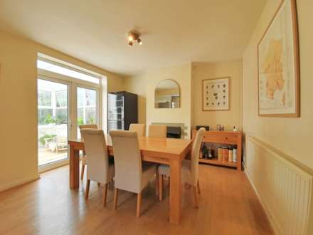 Chesterfield Drive, Ipswich, Image 7