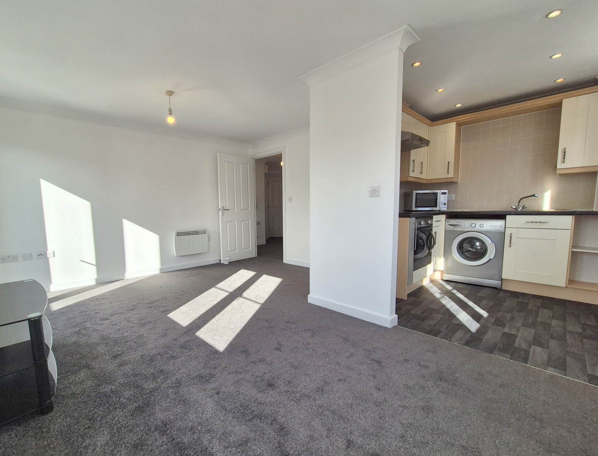Provan Court, Foxgrove Gardens, Ipswich, Image 5