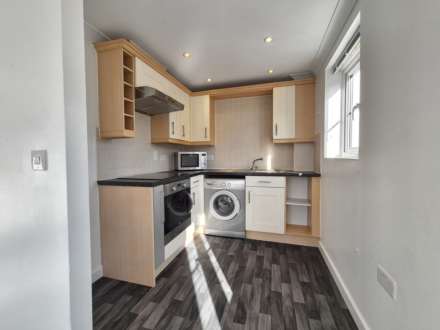 Provan Court, Foxgrove Gardens, Ipswich, Image 6