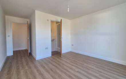 Broomwade Close, Off Ranelagh Road, Image 13