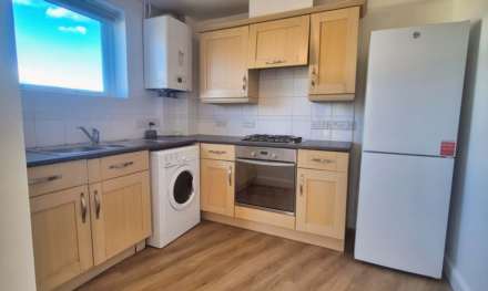 Broomwade Close, Off Ranelagh Road, Image 4