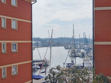 Neptune Square, Ipswich, Image 8