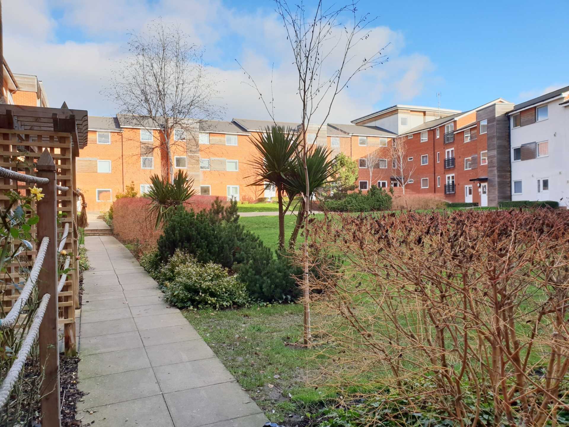 Hope Court, Modus, Image 1
