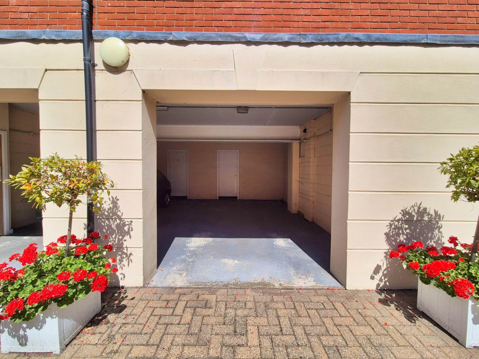 Neptune Square, Ipswich, Image 14