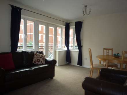 2 Bedroom Apartment, Neptune Square, Ipswich