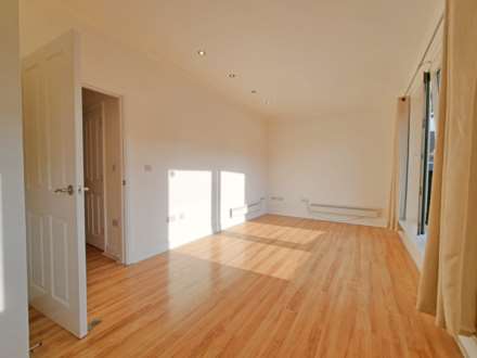 Maude Street, Ipswich, Image 5