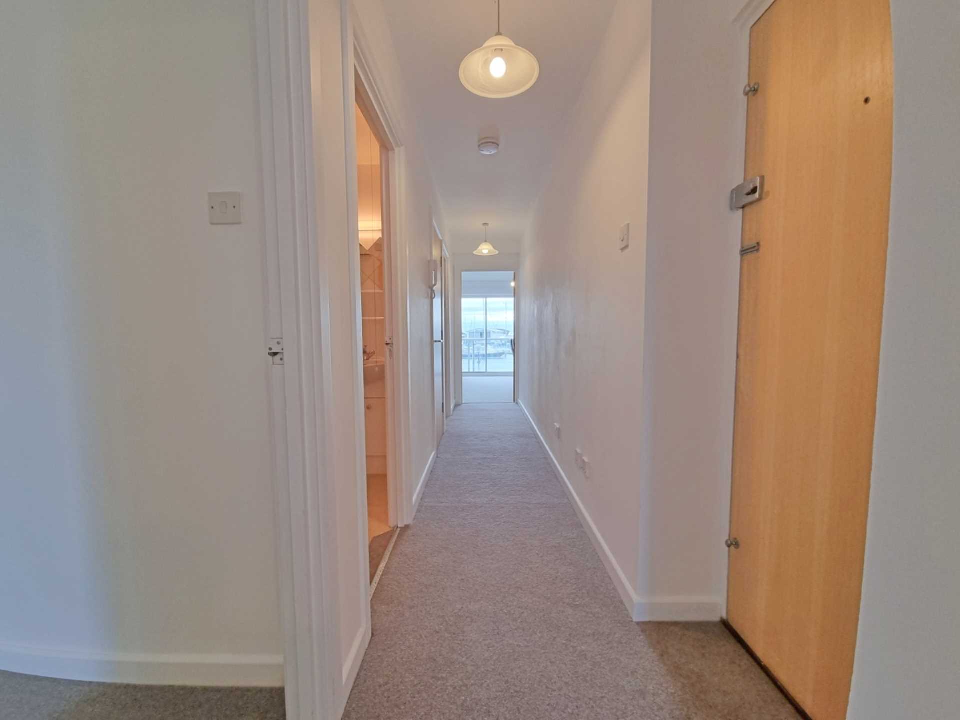 Neptune Square, Ipswich, Image 17