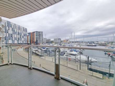 Neptune Square, Ipswich, Image 18